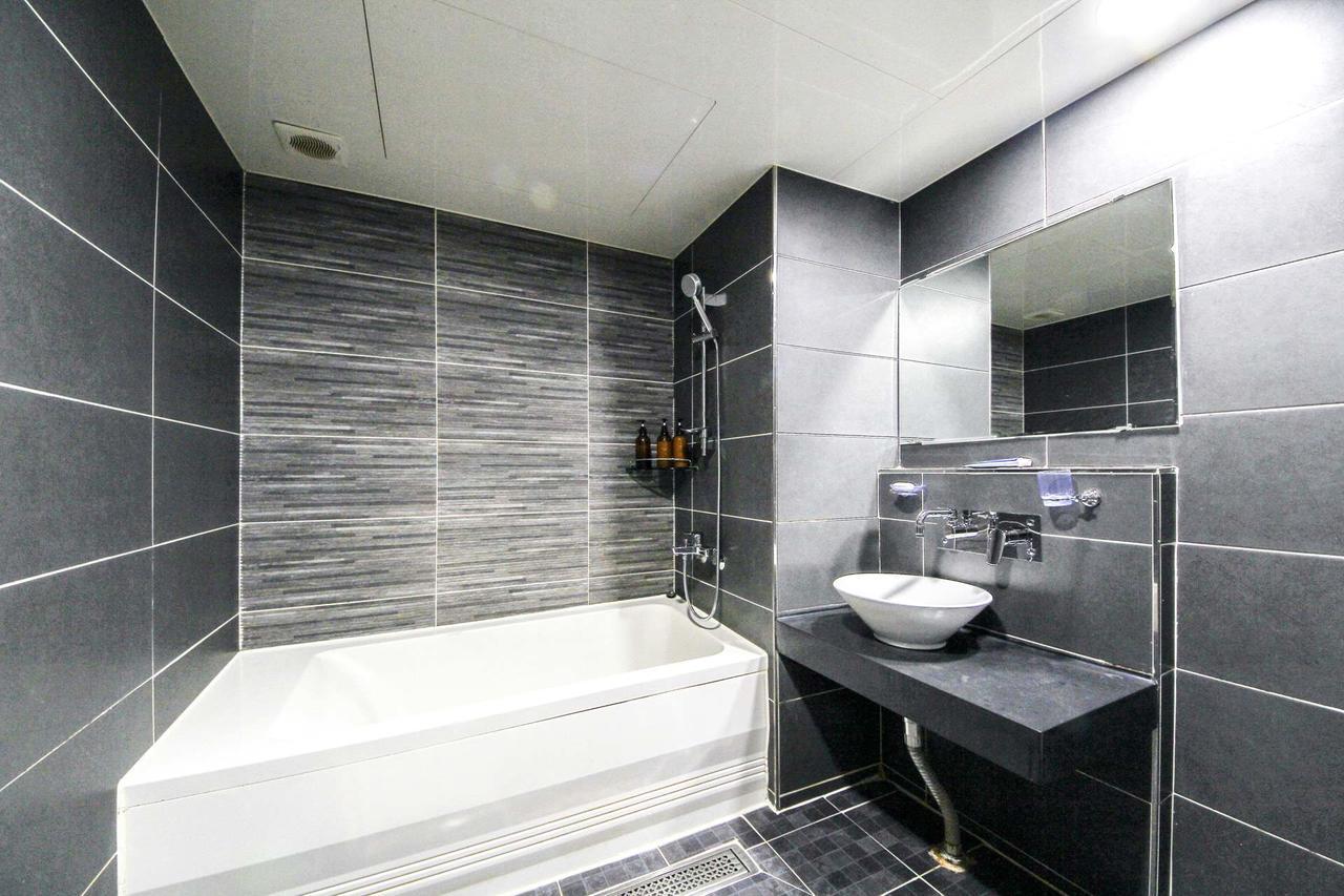 White Hotel Szuvon Kültér fotó